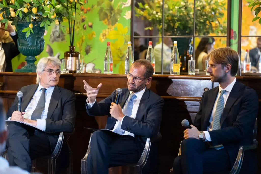 Marcello Gemmato, Federico Villa e Claudio Jommi, durante la conferenza stampa di rilancio della Fondazione Lilly